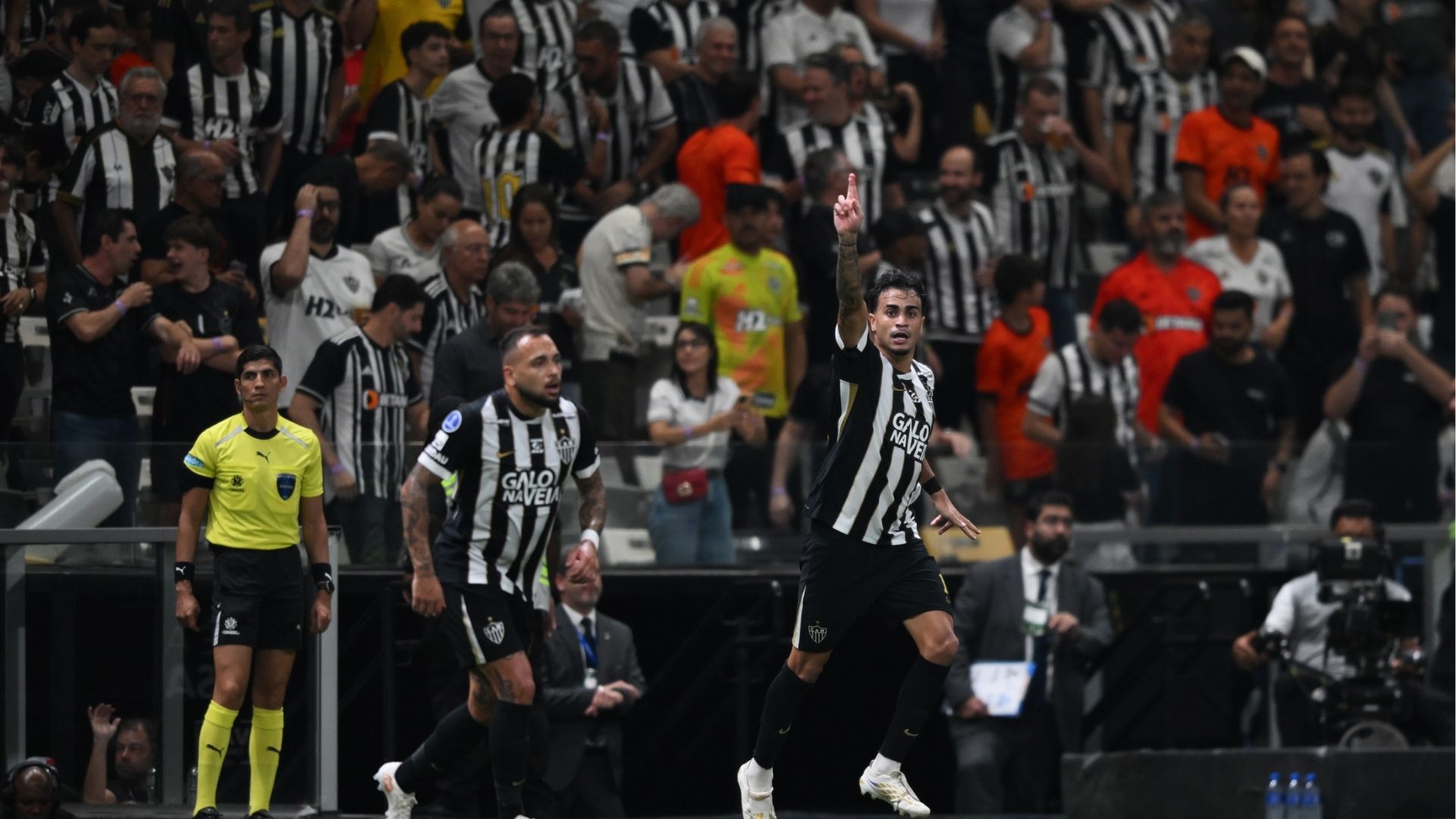 Atlético-MG faz 3 a 0 no City Torque na Arena MRV e vai a Montevidéu com a final da Sul-Americana encaminhada