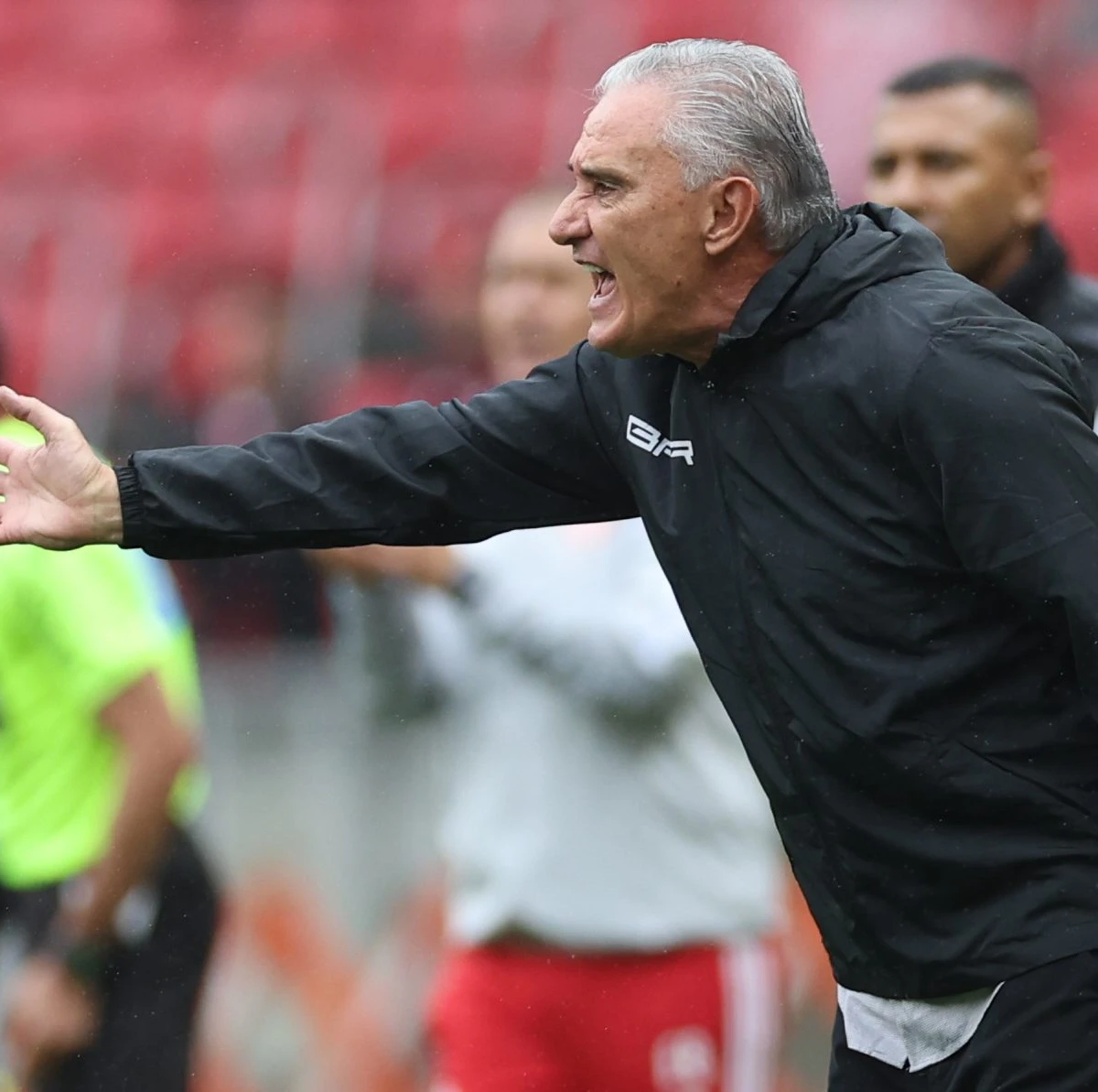 Depois do 3 a 0 no Beira-Rio, Tite fala em reestruturação e mira os 45 pontos no Botafogo