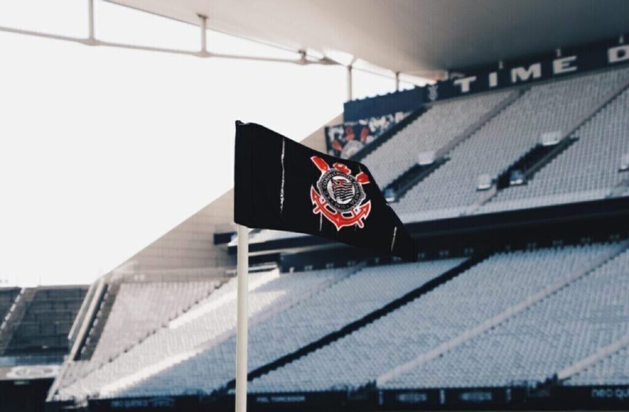 Corinthians e Caixa assinam confidencialidade e colocam o nome da Neo Química Arena na mesa para abater R$ 640 milhões