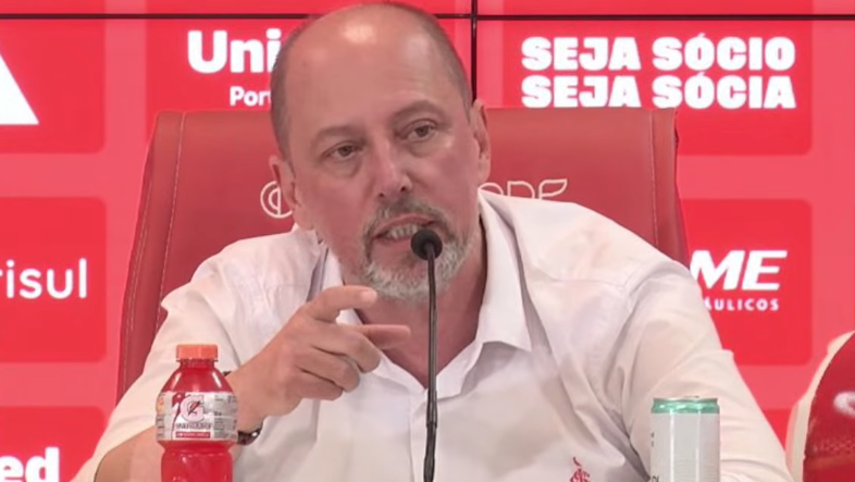 Presidente do Inter peita repórter sobre transfer ban e expõe a fila de credores do clube
