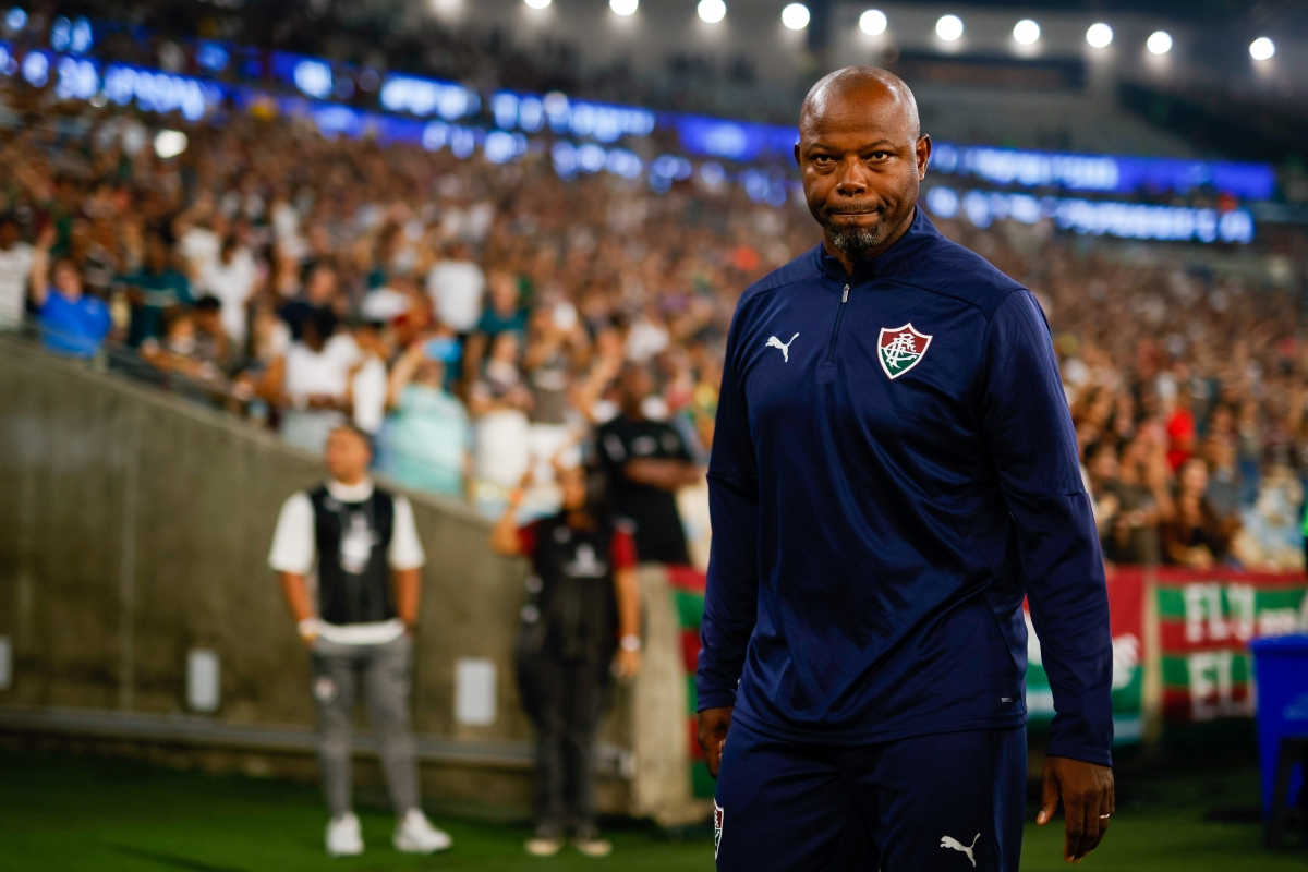 Marcão vê o Fluminense vivo depois do gol no fim e já pensa em mudar o meio para a volta em São Paulo