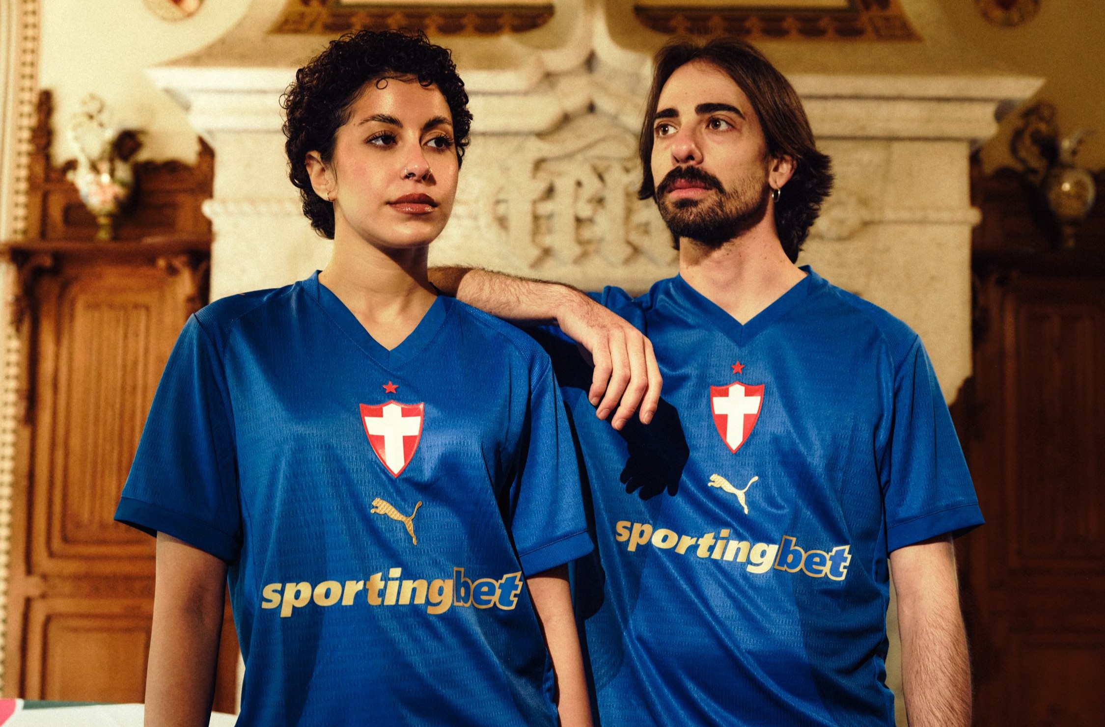 Camisa nova da Puma no Palmeiras estreia atrasada porque o azul briga com o impedimento semiautomático