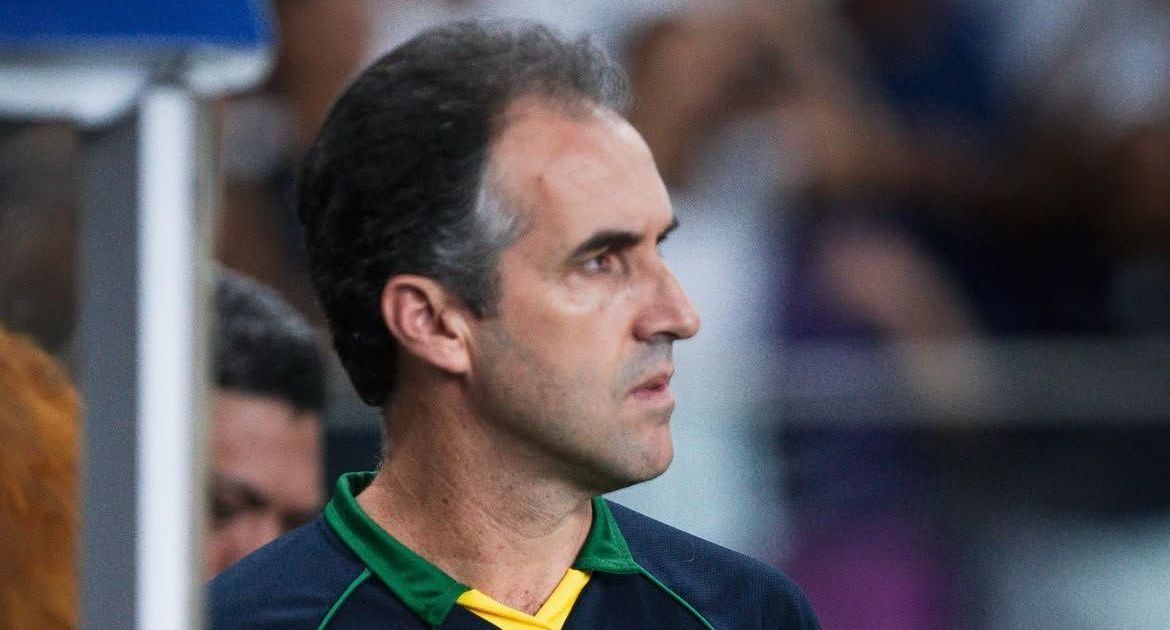 Remo demite Léo Condé com 33% de aproveitamento e vice-lanterna do Brasileirão