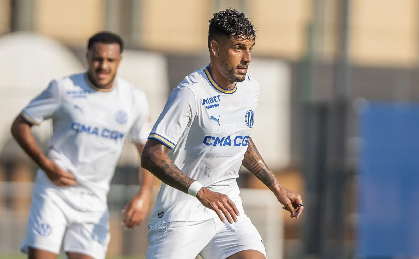 Santos sonda Emerson Palmieri, mas só negocia se não pagar nada pela transferência