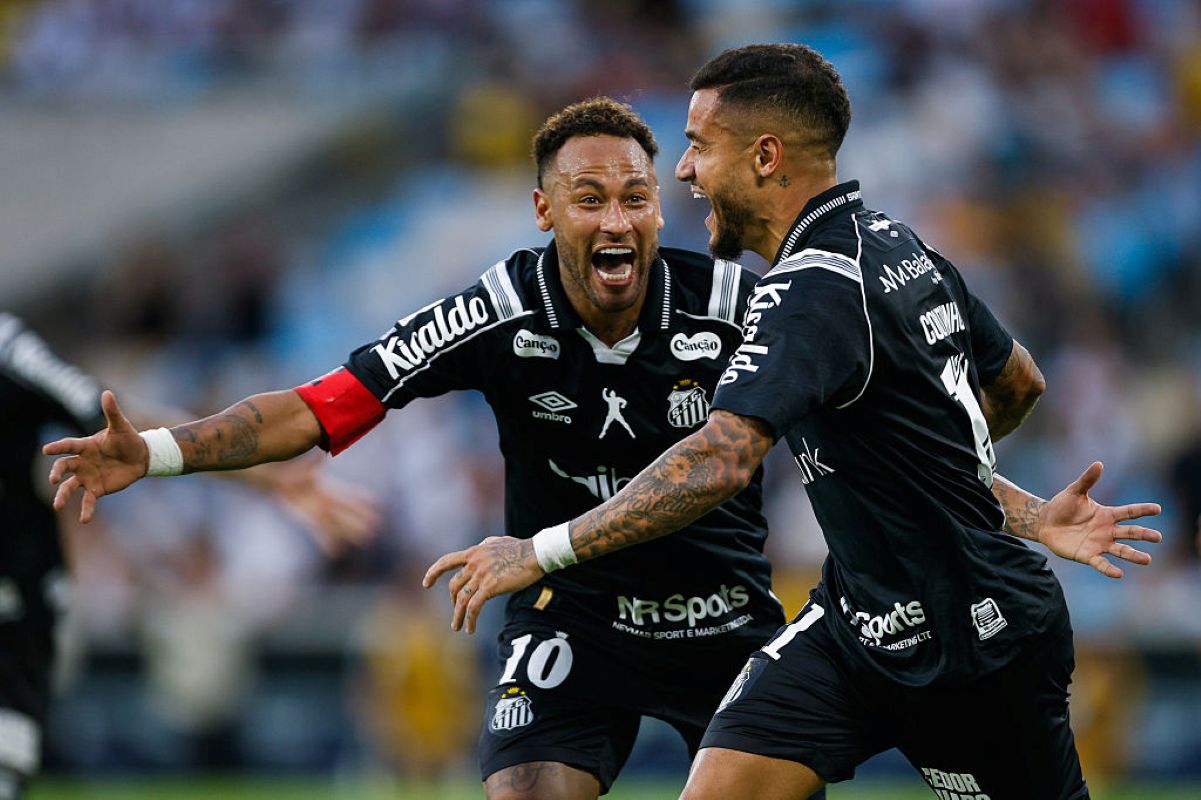 Santos vira no Maracanã com Gabigol e o primeiro gol de Coutinho pelo clube
