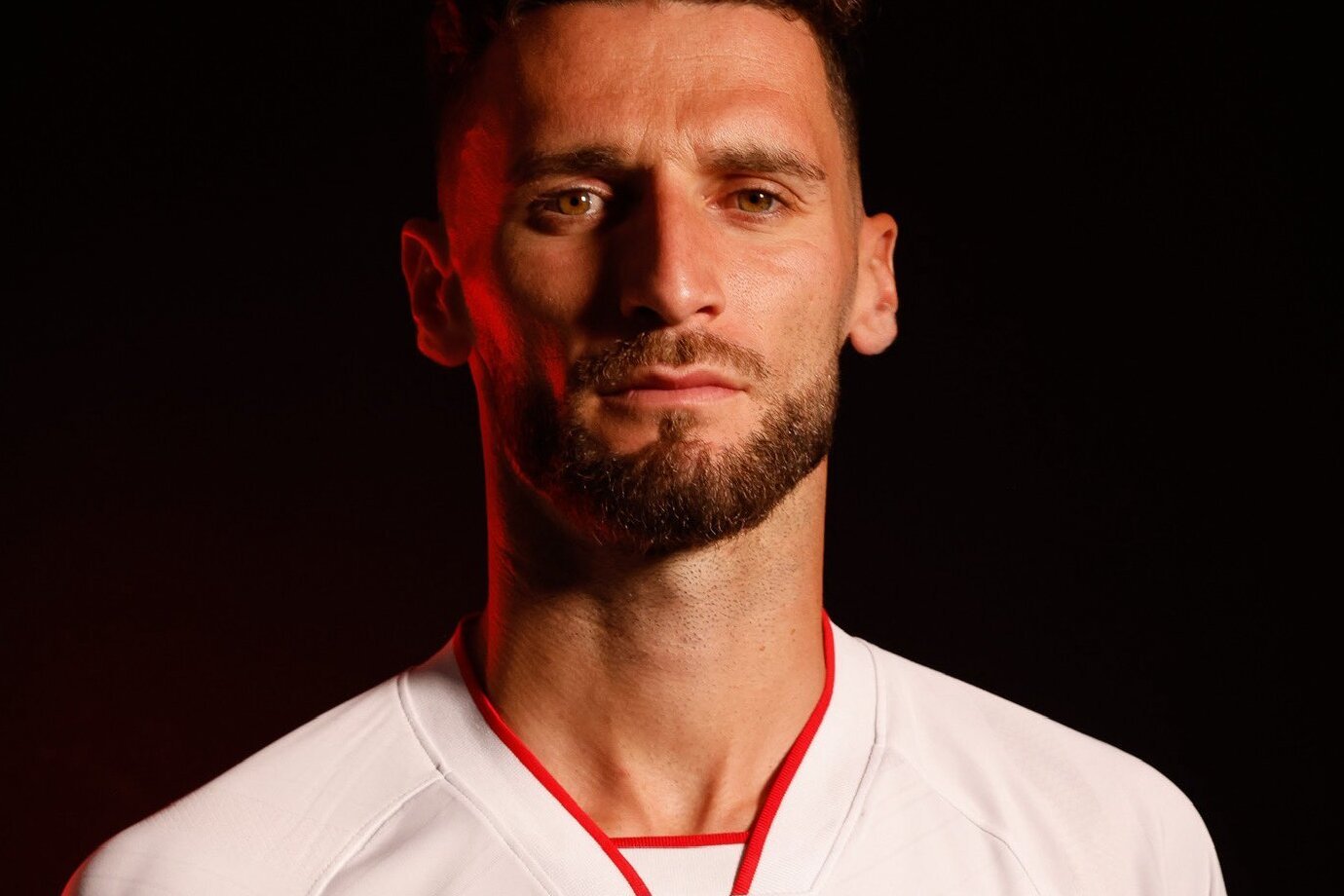 São Paulo quita dívida com a Lazio, sai do transfer ban e anuncia Domingos Duarte