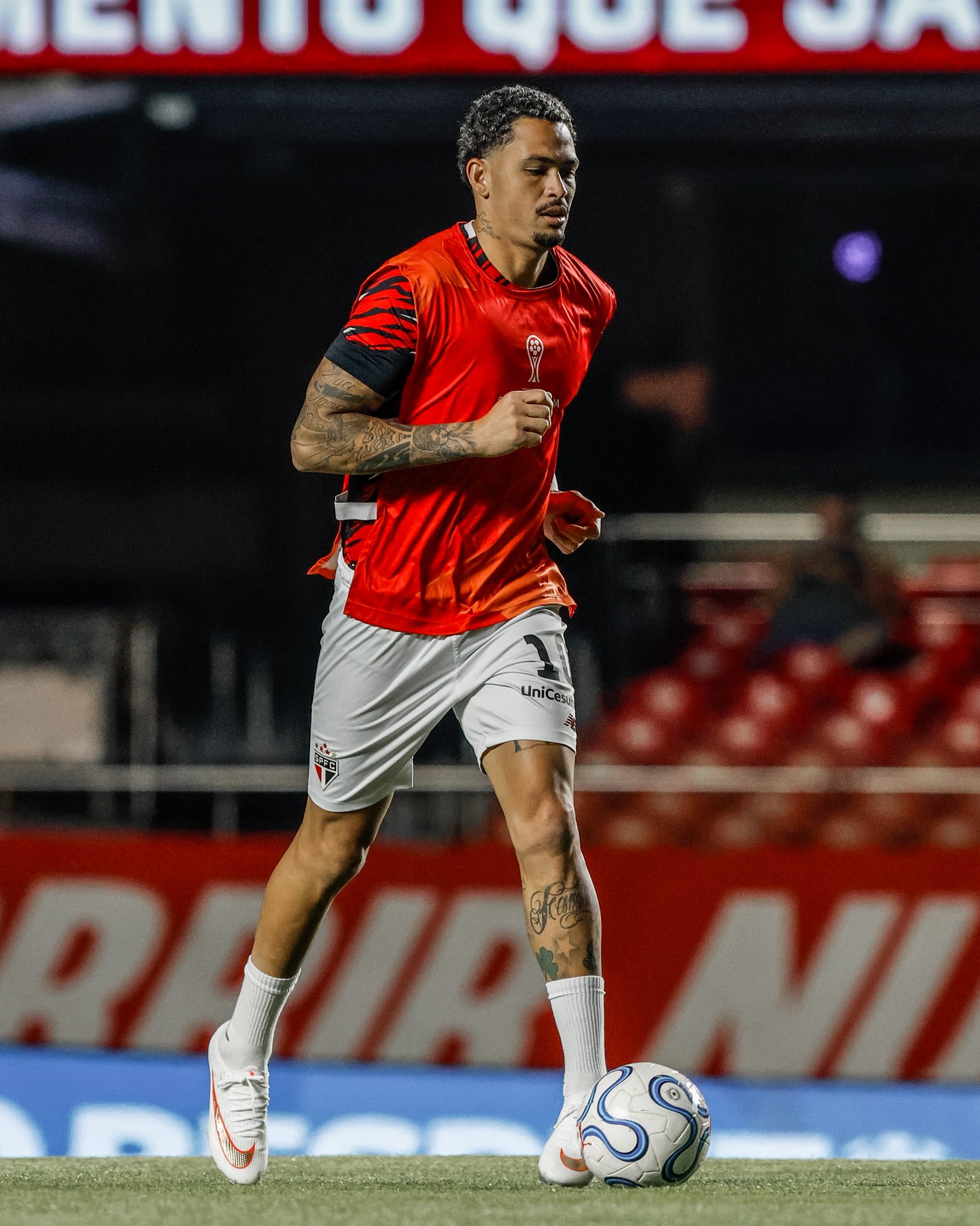 São Paulo bate o Bolívar por 3 a 1, vai às quartas e pega o Boca Juniors