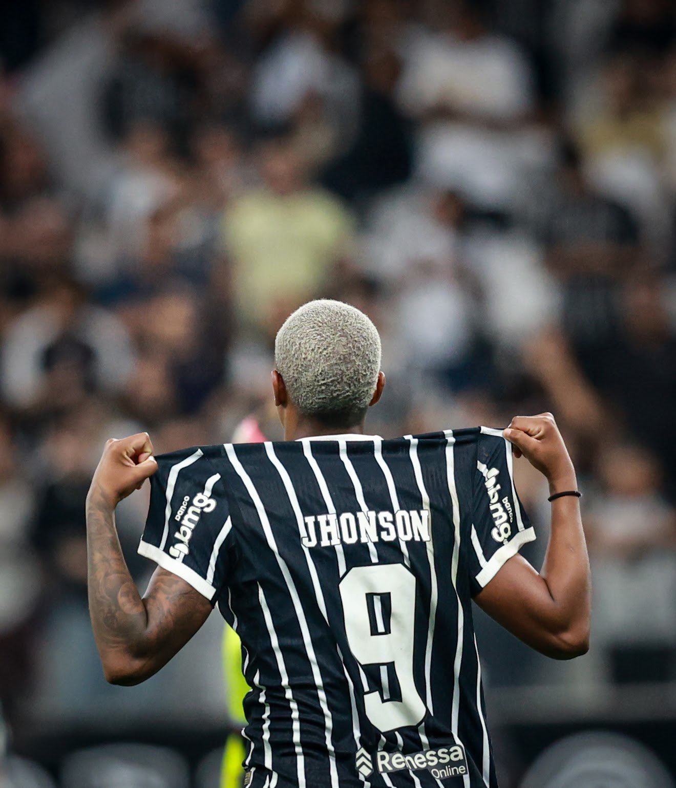 Arthur Elias convoca 28 para os amistosos com a Argentina e começa a fechar o grupo da Copa em casa