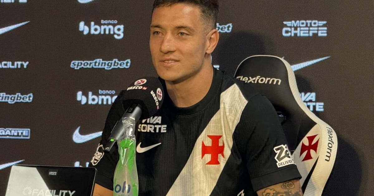 Vasco apresenta Bruno Duarte com contrato até 2028 e promessa de gol por jogo
